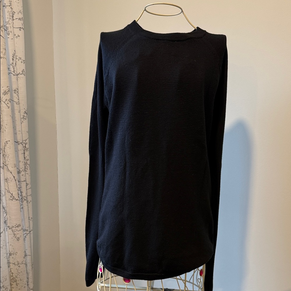 Lululemon black merino sweater